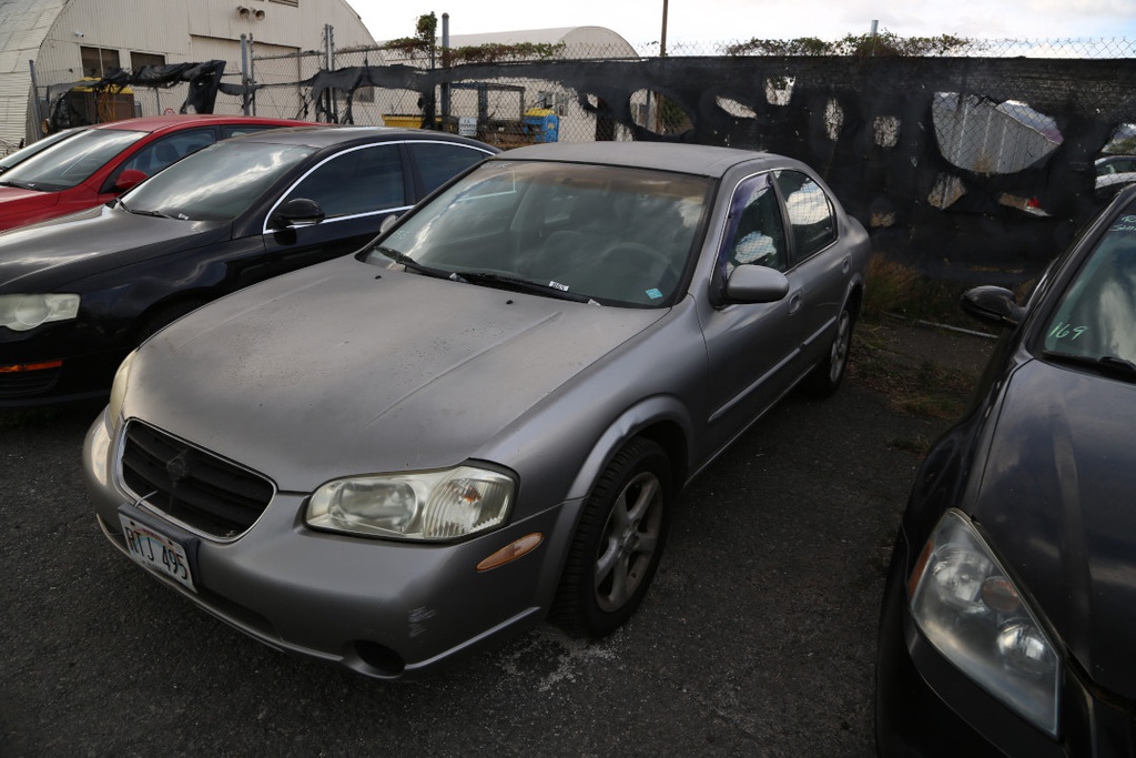 NISS Maxima 2000 RTJ495-30