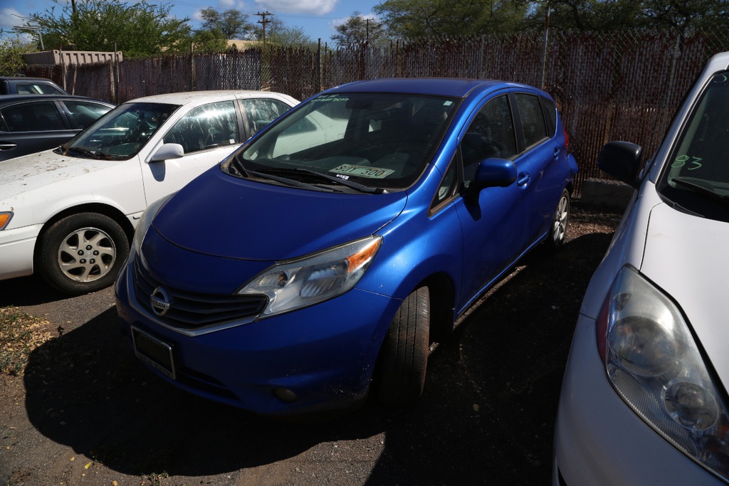 NISS Versa 2014 SJY300