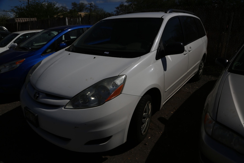 TOYT Sienna 2007 PRA335