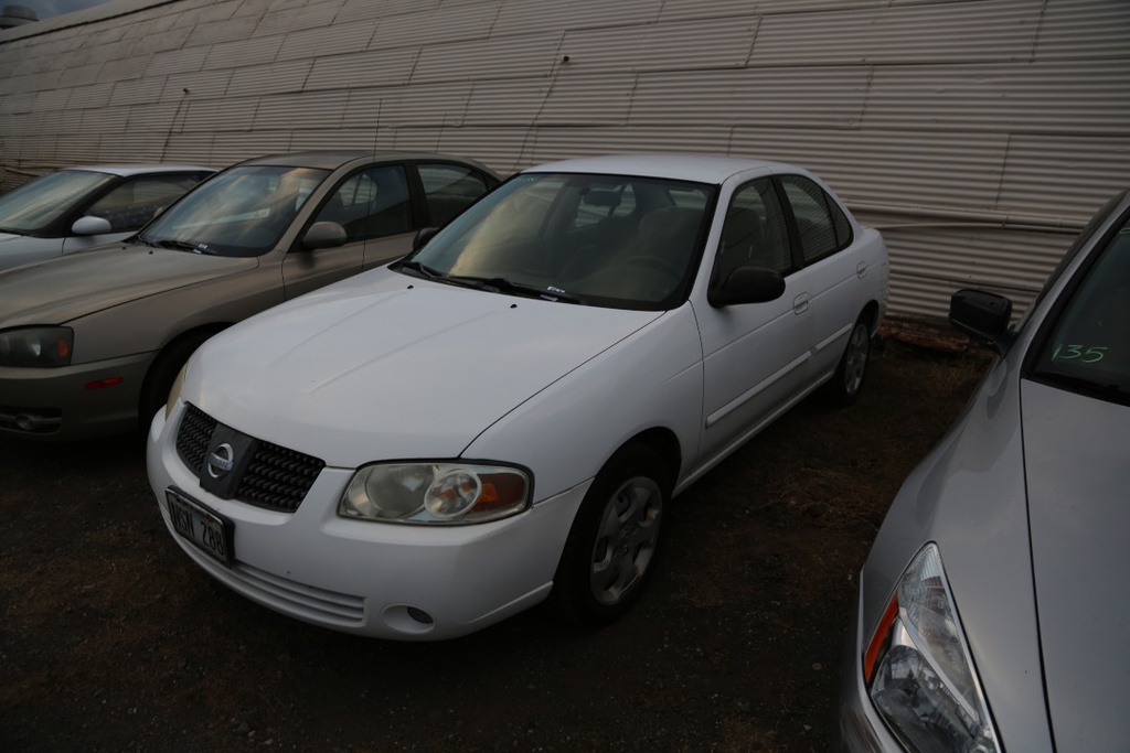 NISS Sentra 2005 NSN288