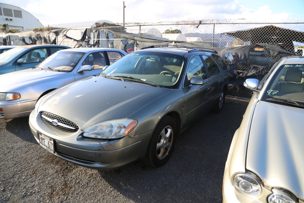 FORD Taurus 2003 JYE671