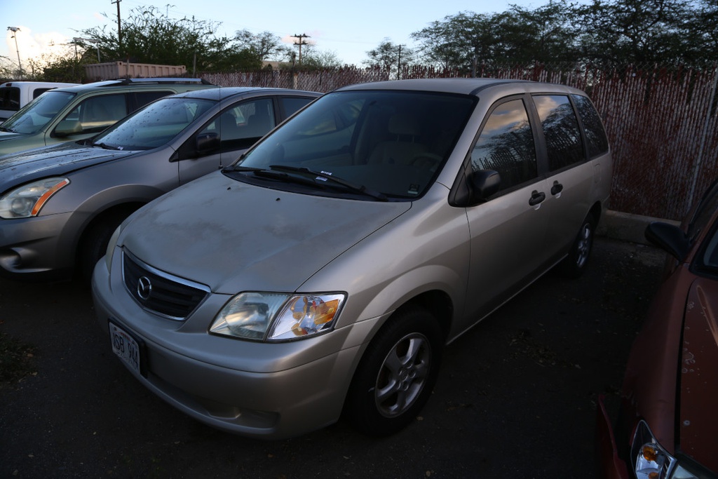 MAZD MPV 2001 JSB944