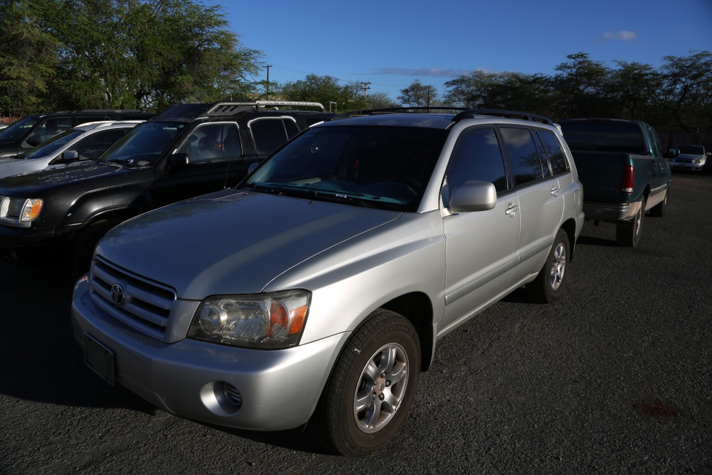 TOYT Highlander 2004 NNB261