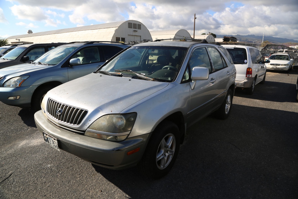 LEXS RX300 1999 GXJ853