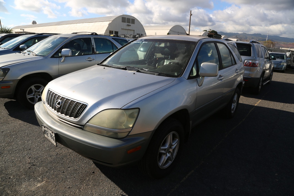 LEXS RX300 2001 JTE866