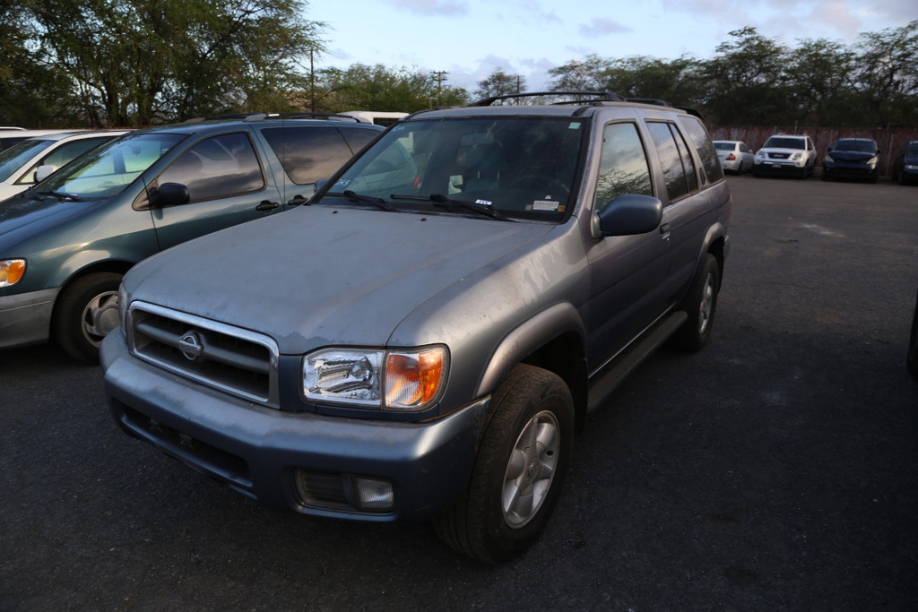 NISS Pathfinder LE 2001 KTF906
