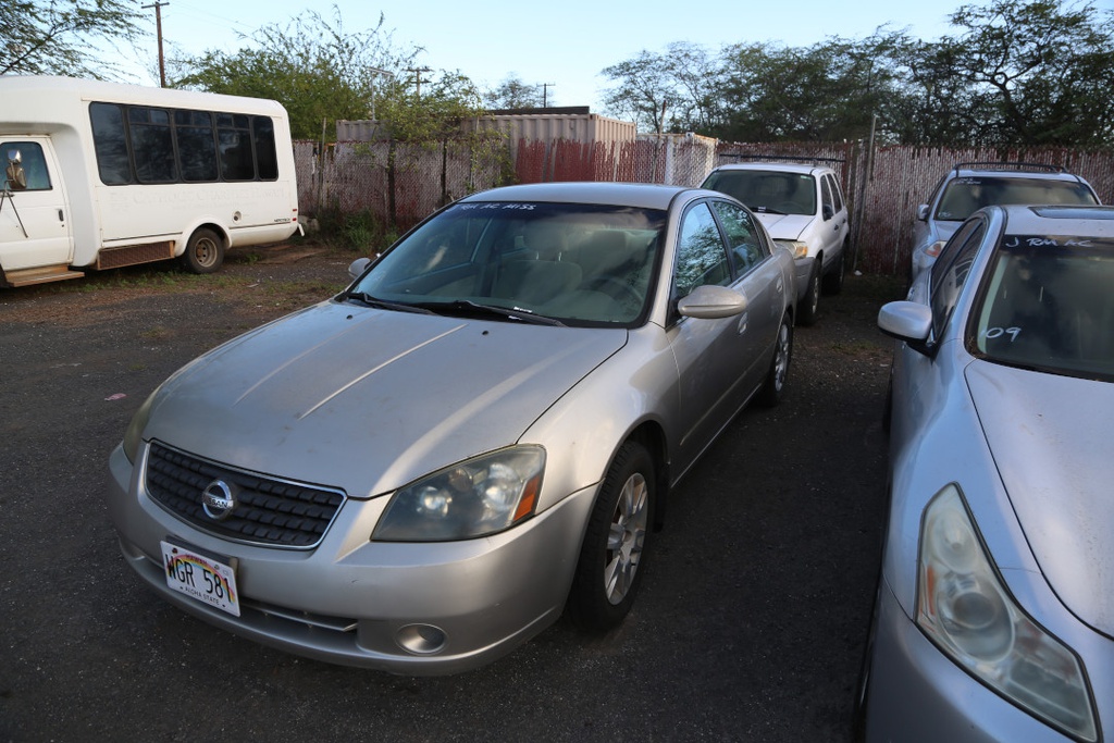 NISS Altima 2005 WGR581-100