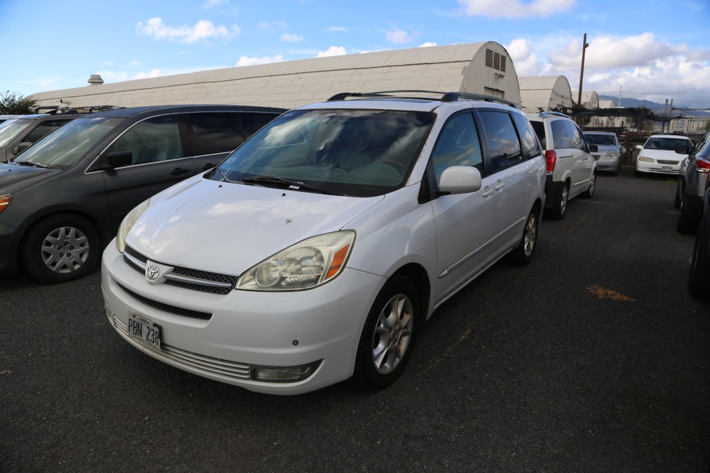 TOYT Sienna 2005 PBN238-100