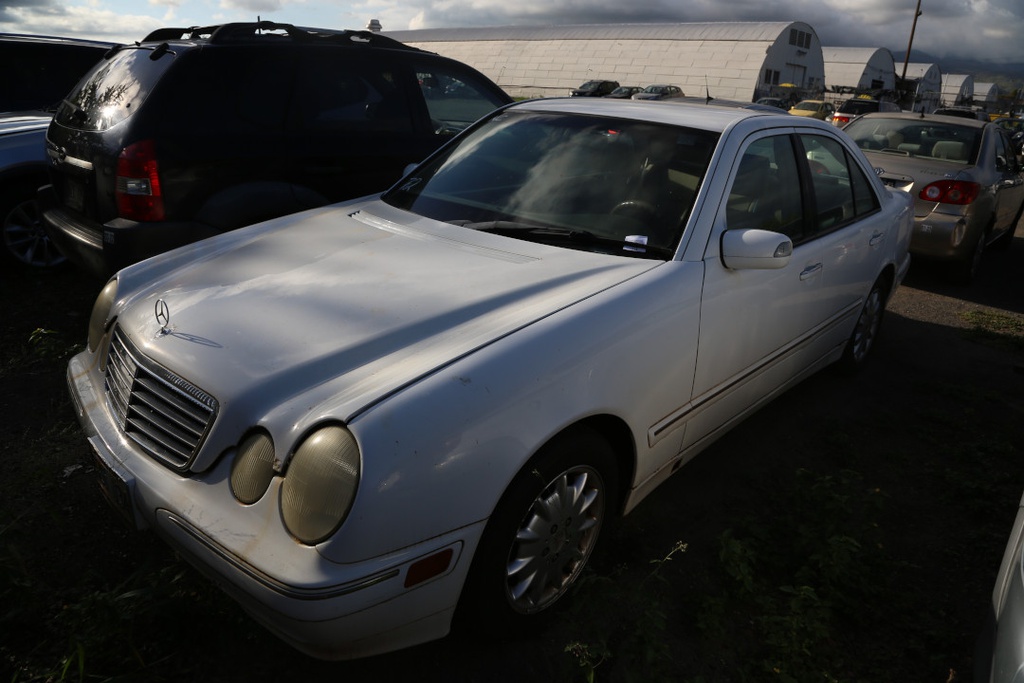 MERZ E320 2001 SZU034