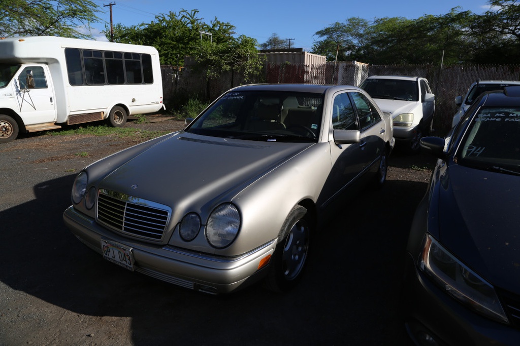 MERZ E420 1997 GPJ043