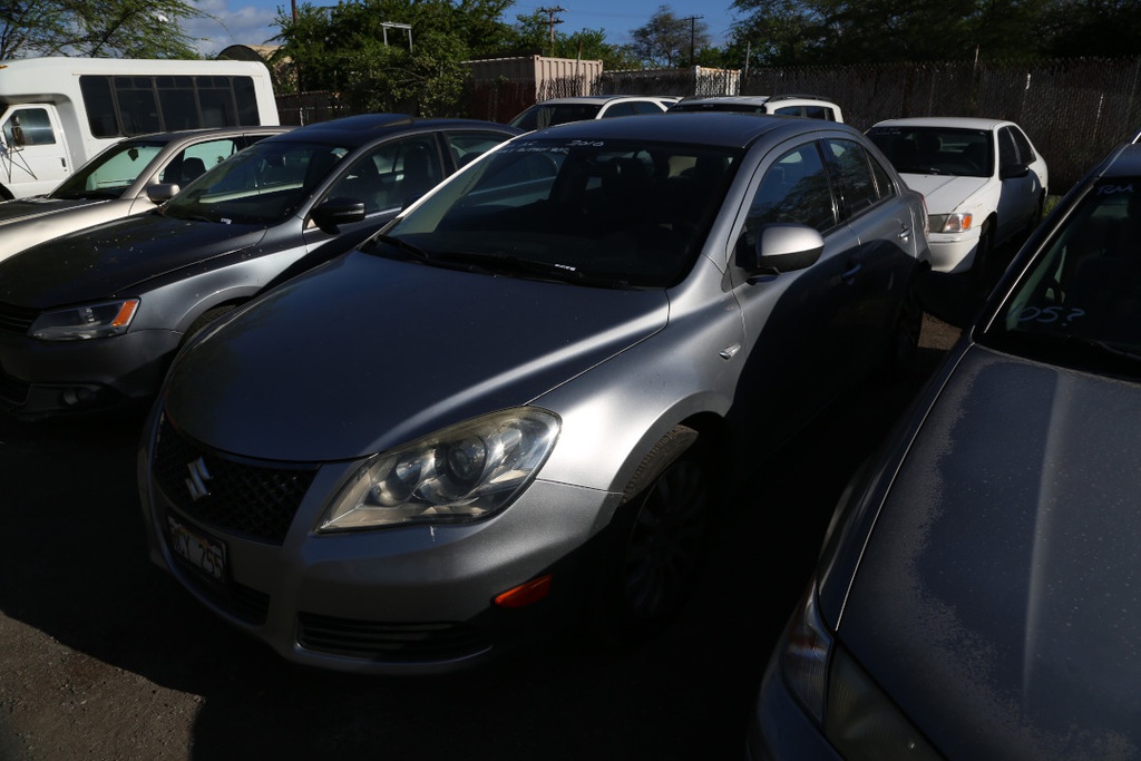 SUZI Kizashi 2010 RCY255