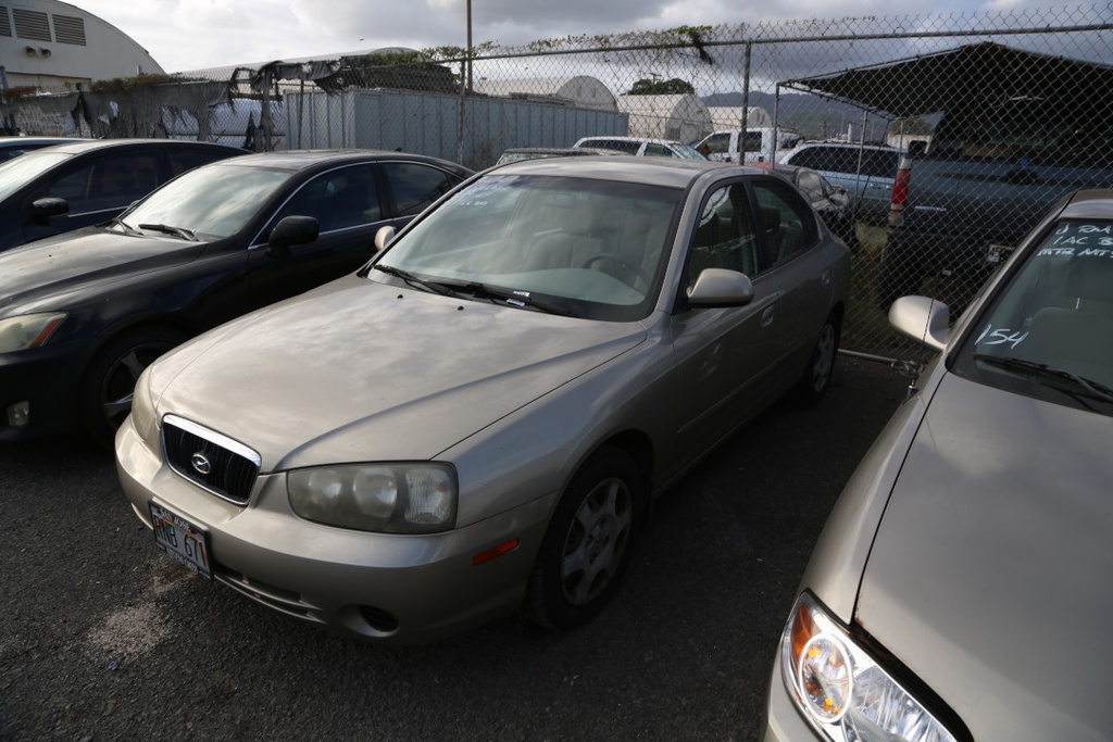 HYUN Elantra GLS 2002 RNB671