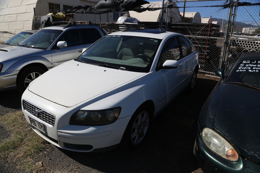 VOLV S40 2006 PYA125