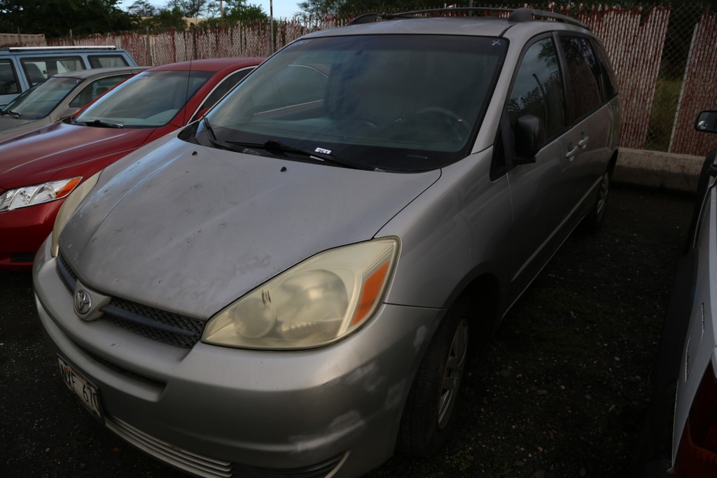 TOYT Sienna 2005 NXF670