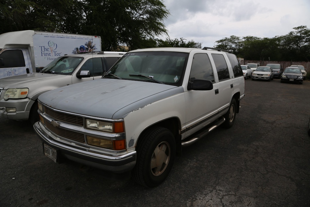 CHEV Tahoe 1998 GRU905