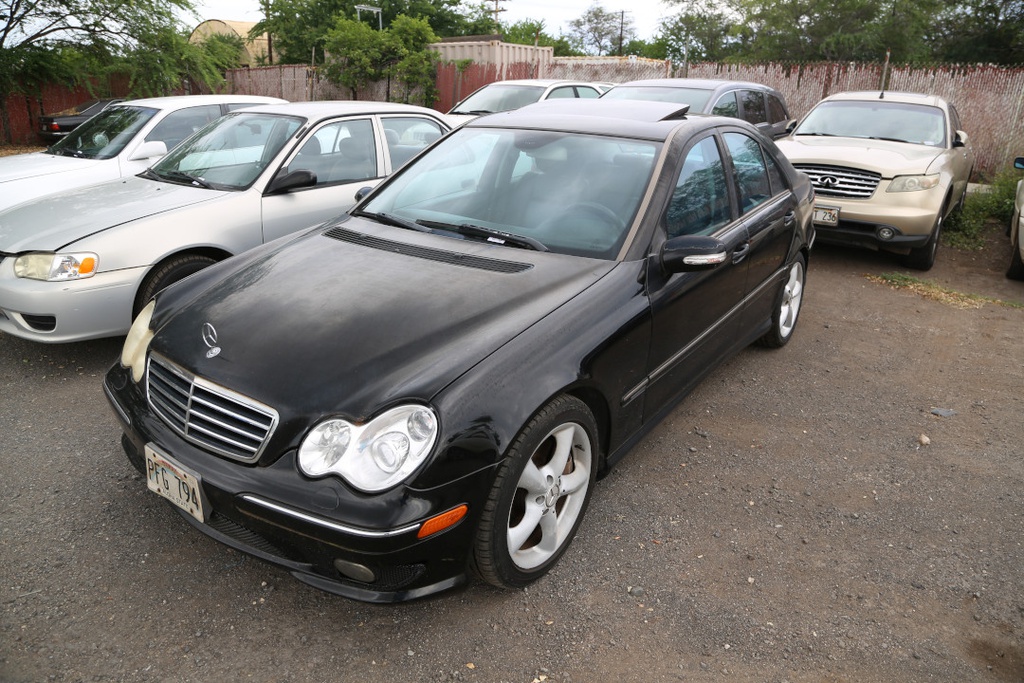 MERZ C230 2006 PFG794