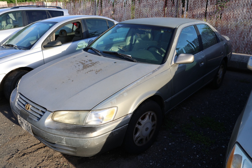 TOYT Camry 1997 GRY008