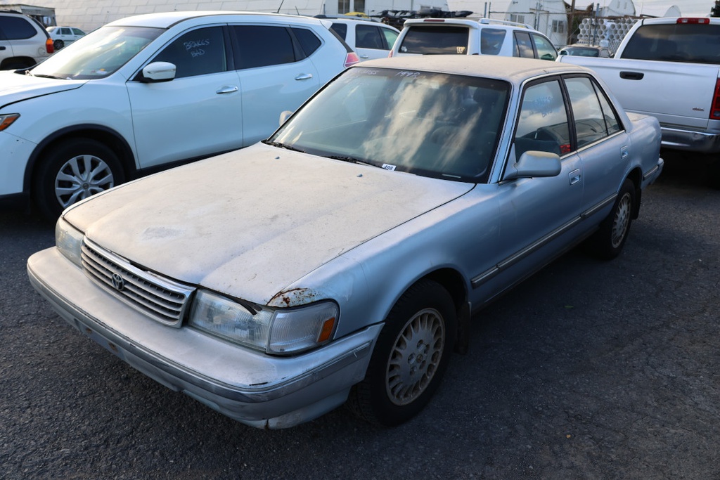 TOYT Cressida 1992 ENG682