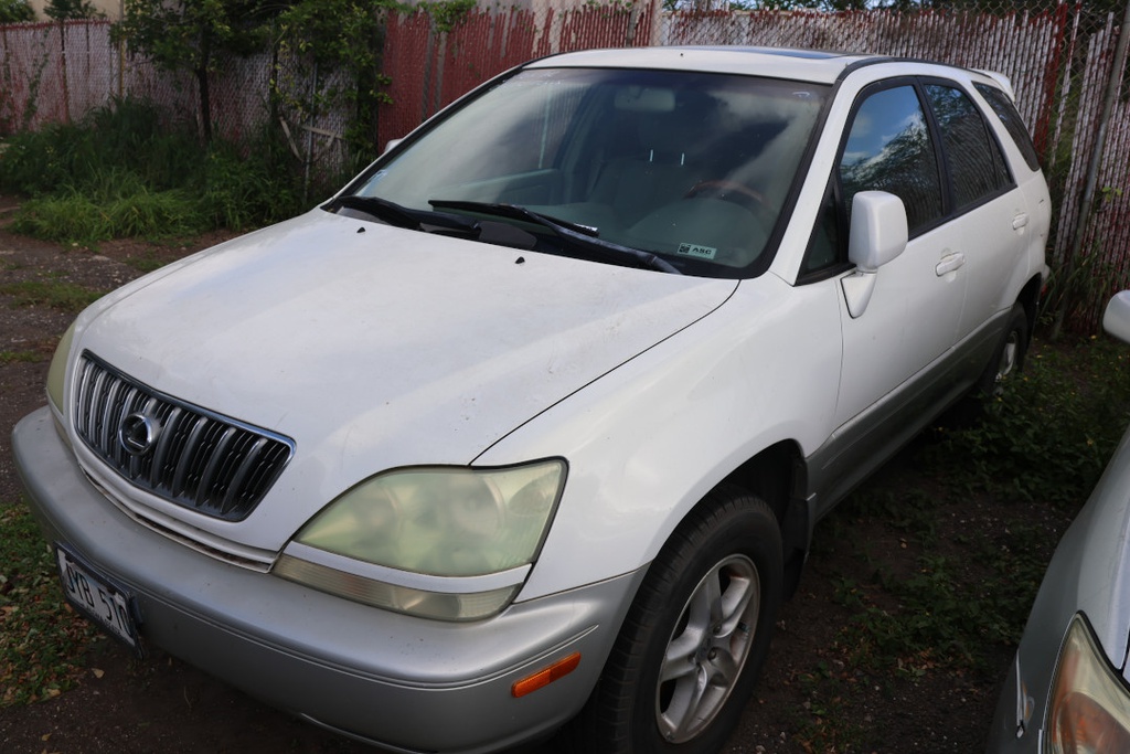 LEXS RX300 2002 JYB510-TTT
