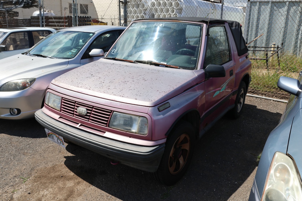GEO Tracker 1993 WRR253