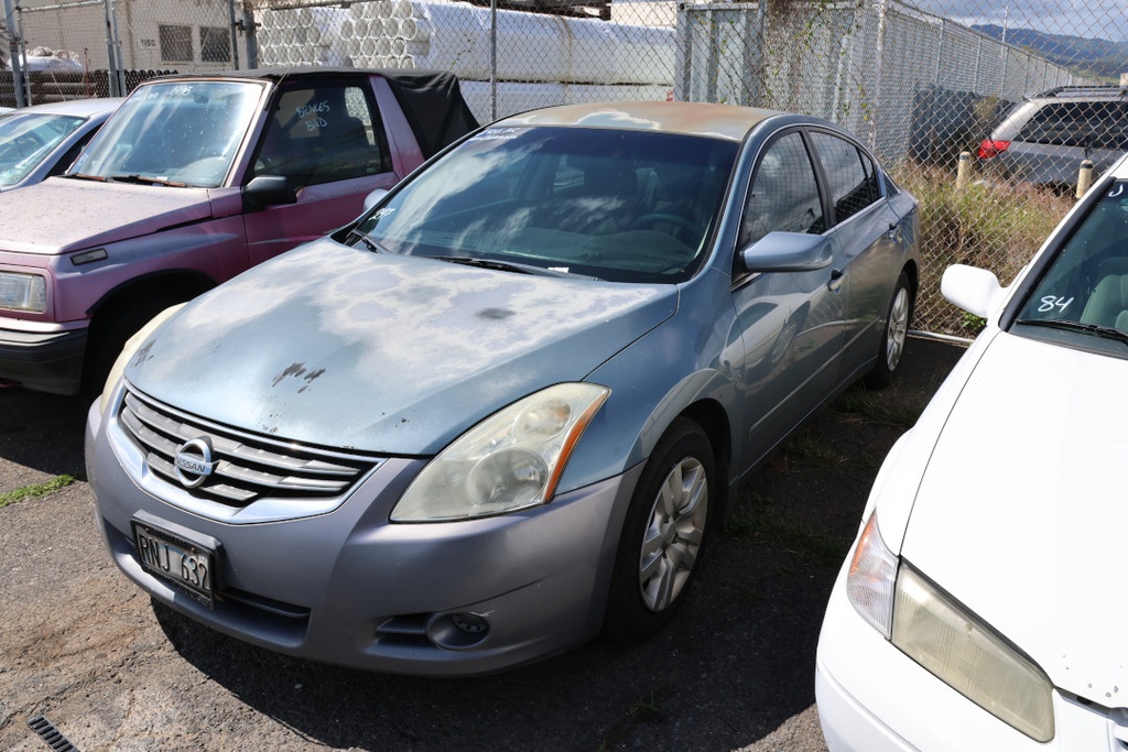 NISS Altima 2011 RNJ632-77