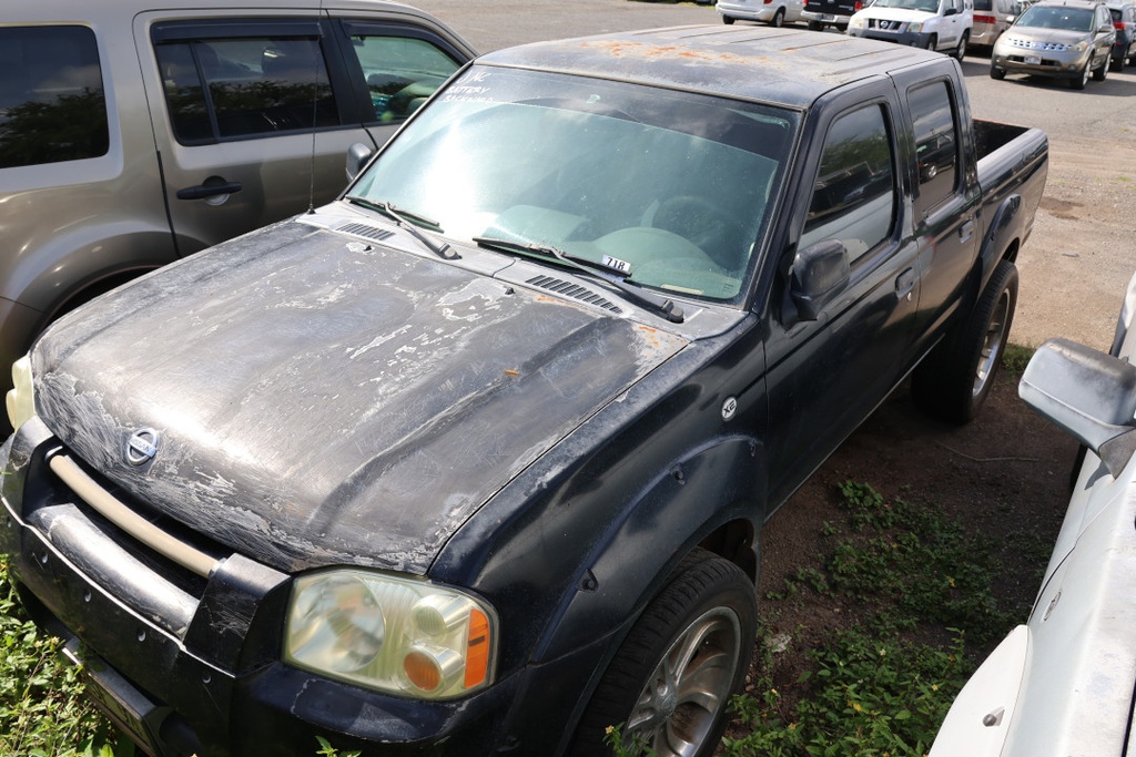 NISS Frontier XE 2004 PSF943-77