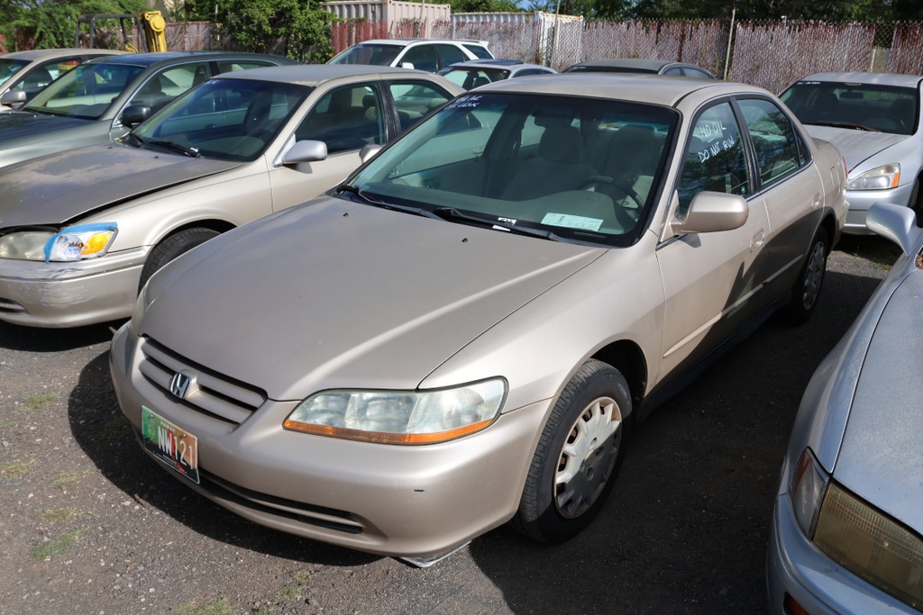 HOND Accord 2001 NW121