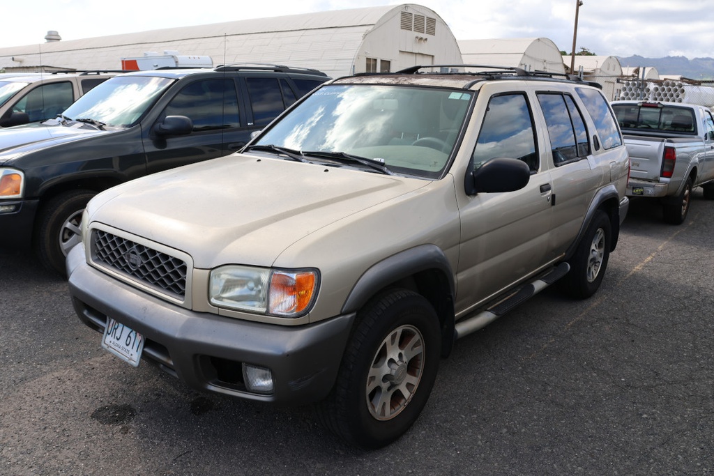 NISS Pathfinder 2001 JRJ617