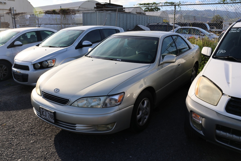 LEXS ES300 1999 JCJ248
