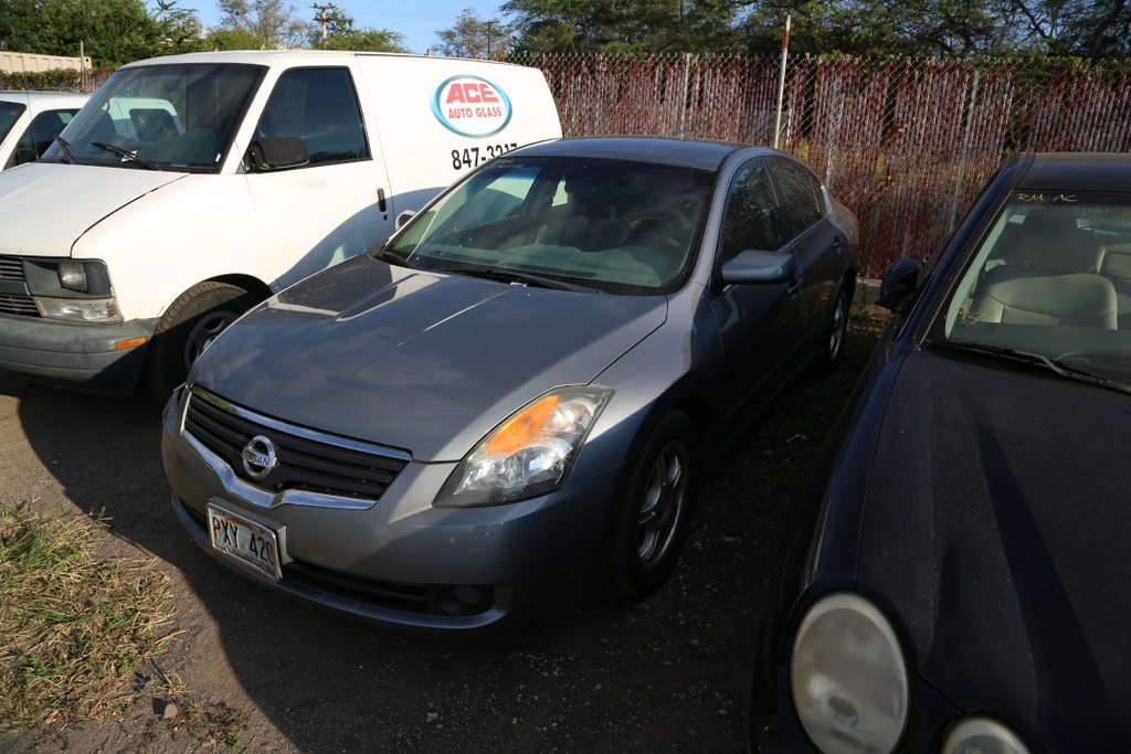 NISS Altima 2009 PXY420