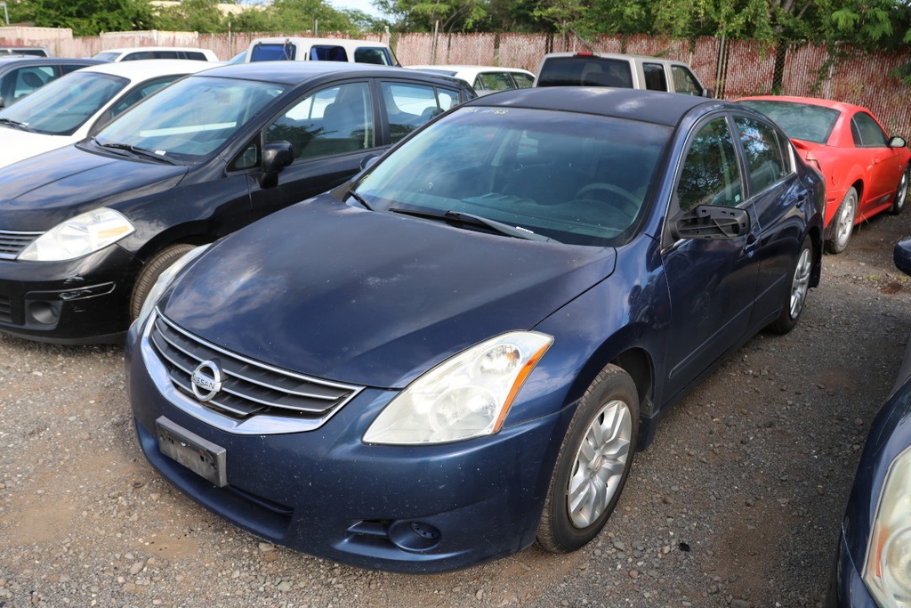 NISS Altima 2010 WSE842