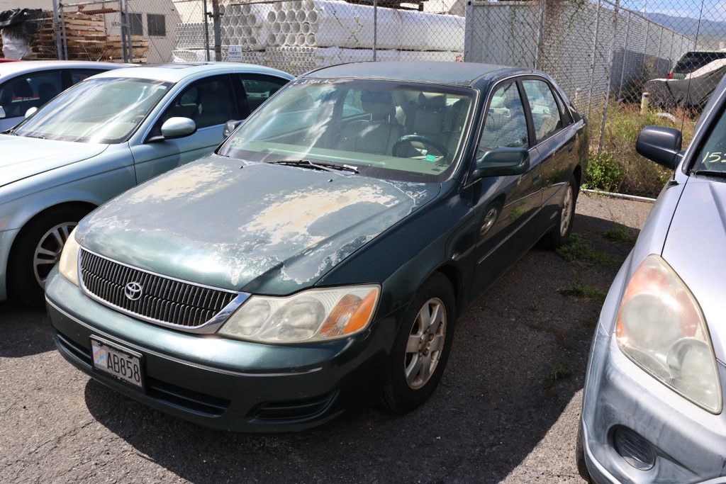 TOYT Avalon 2001 AB858