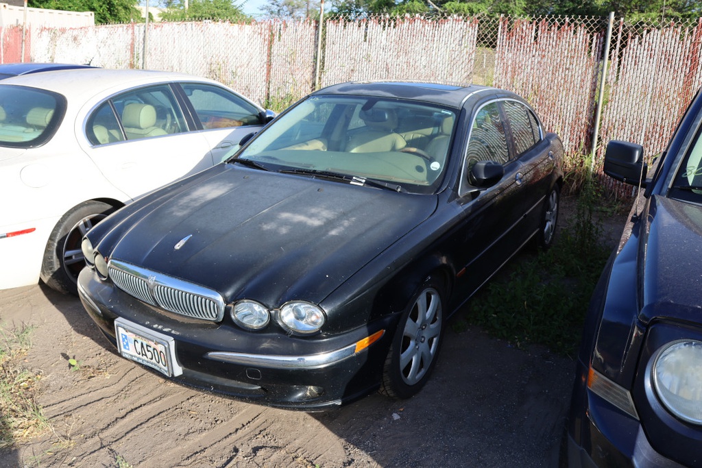 JAGU X 2004 CA500