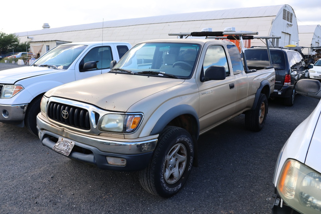 TOYT Tacoma 2002 JWW649