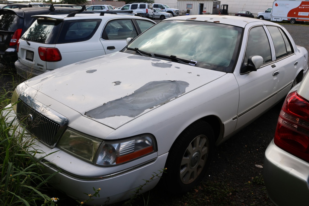 MERC Grand Marquis 2004 NWC886