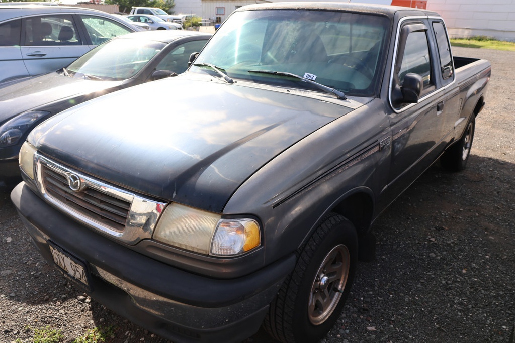 MAZD B4000 1998 GXX954