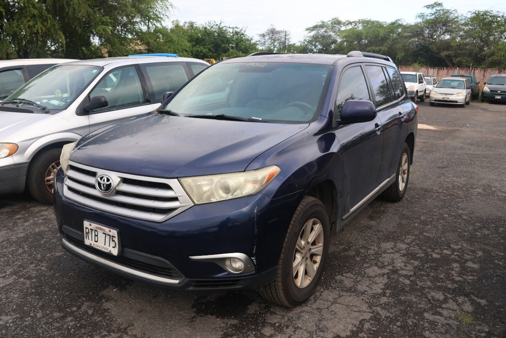 TOYT Highlander 2012 RTB775