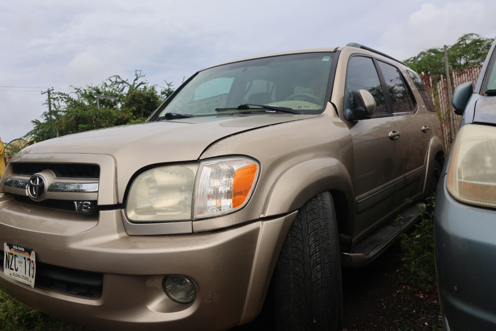 TOYT Sequoia 2005 NZC173