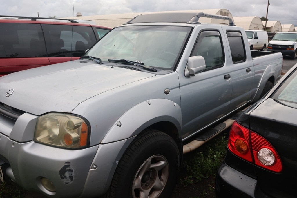 NISS Frontier 2002 PGZ818-88