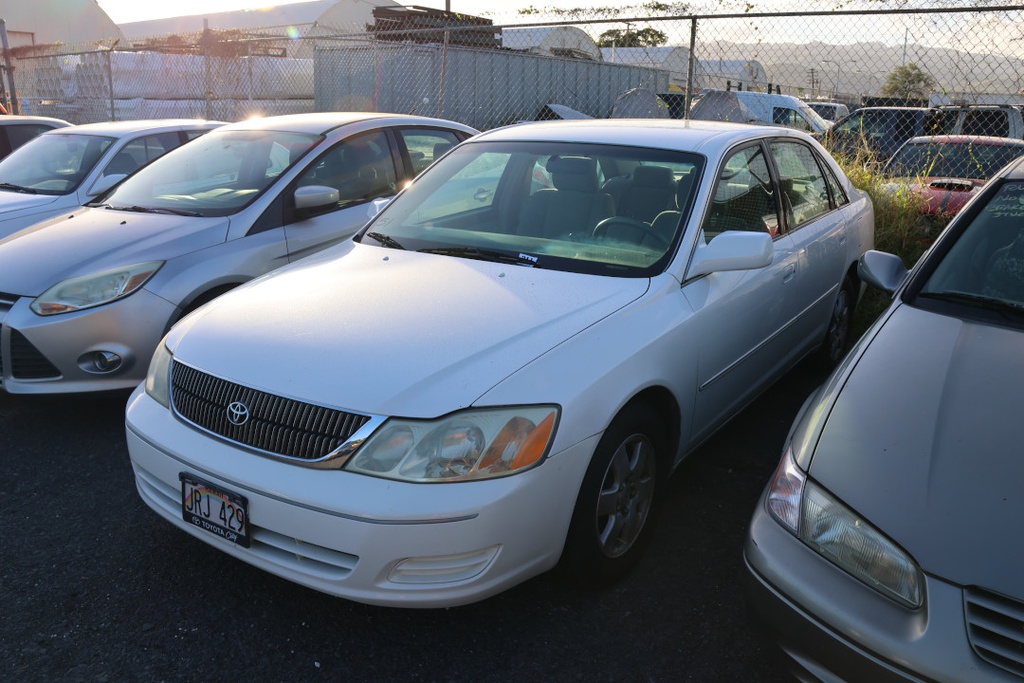 TOYT Avalon 2000 JRJ429
