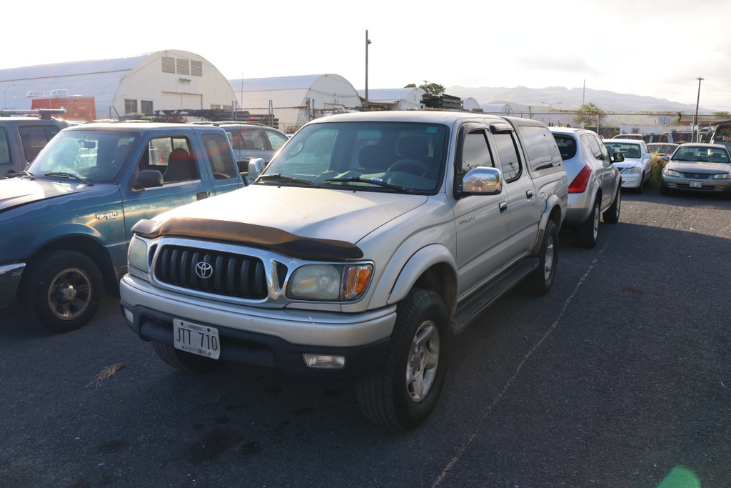 TOYT Tacoma 2002 JTT710