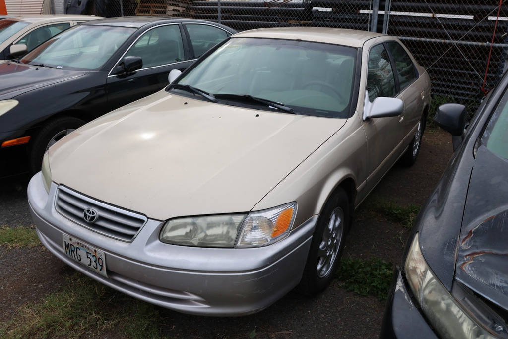TOYT Camry 2000 MRG539