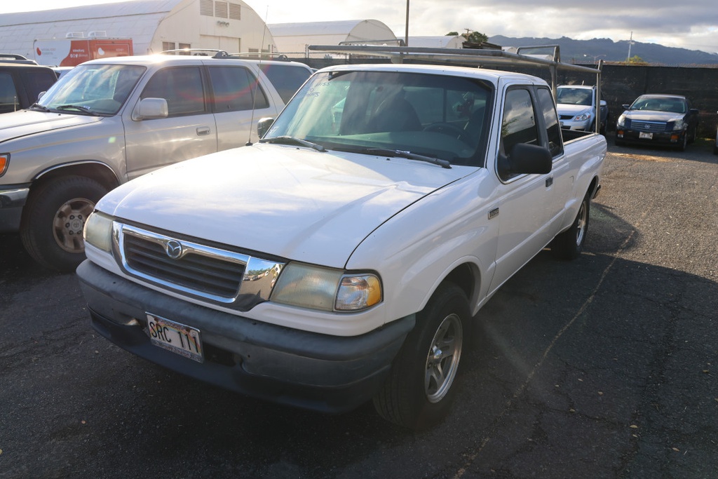 MAZD B2500 1999 SRC111