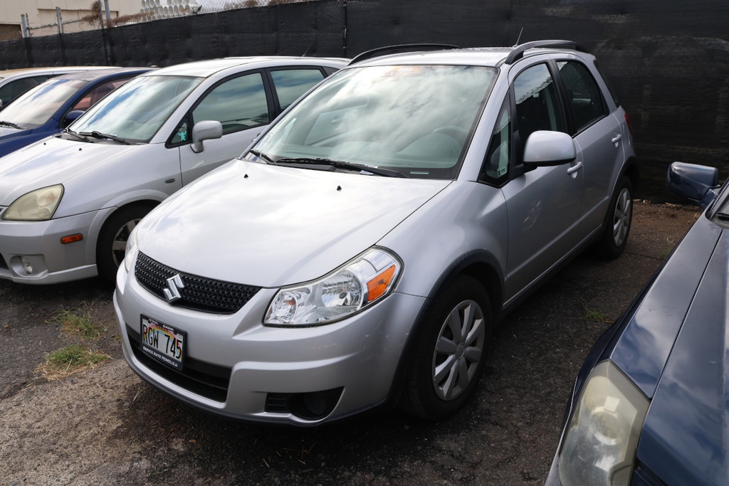 SUZI SX4 2011 RGW745