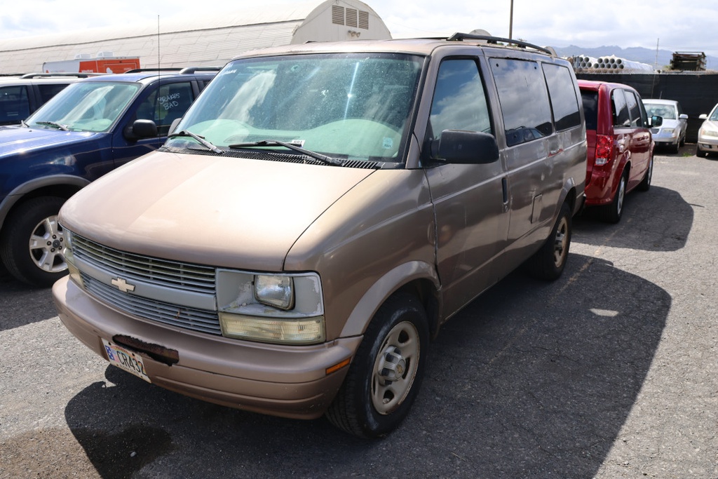 CHEV Astro Van 2005 CR432