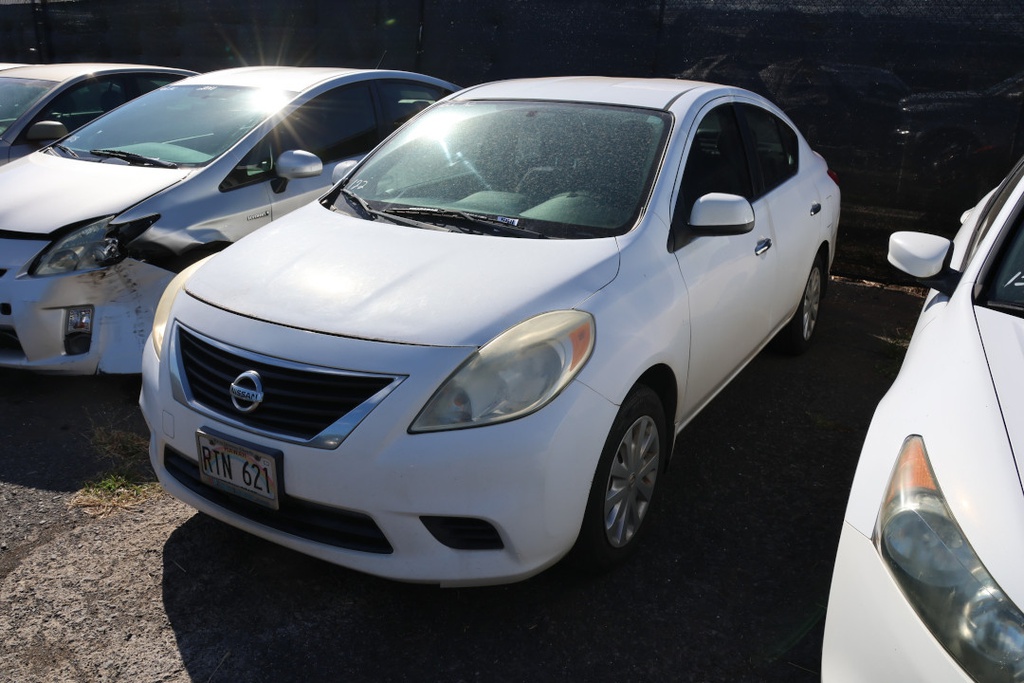 NISS Versa 2012 RTN621