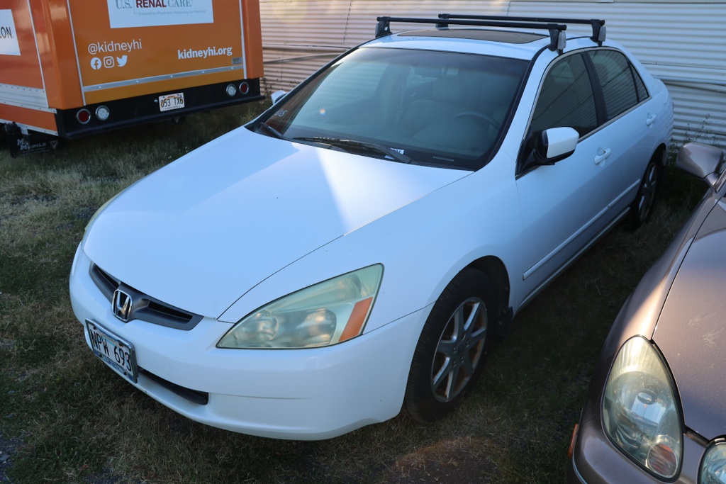 HOND Accord 2004 NPW693