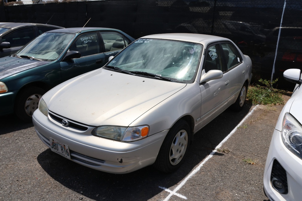 TOYT Corolla 2000 JBU816-99