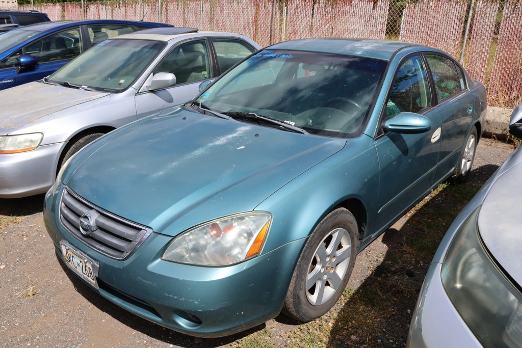 NISS Altima 2002 JYC268